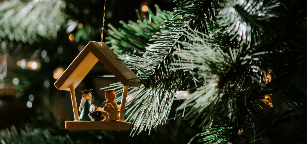 An Old Couple and the Advent